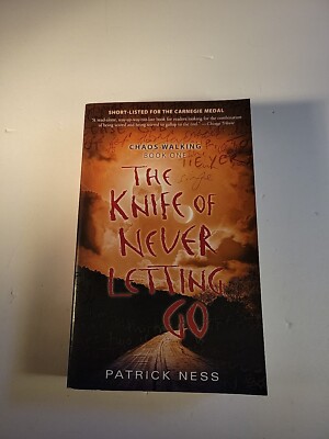 Knife of Never Letting Go by Patrick Ness (2009, Trade Paperback)
