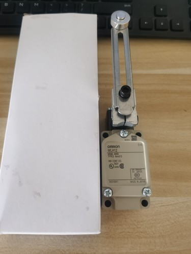 1PCS New Omron WLH12 Limit Switch In Box Free Shipping - Picture 3 of 4