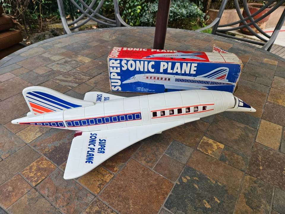 Avión Concorde 1992 de colección juguete avión super sónico funciona en caja original Foto 4 de 4