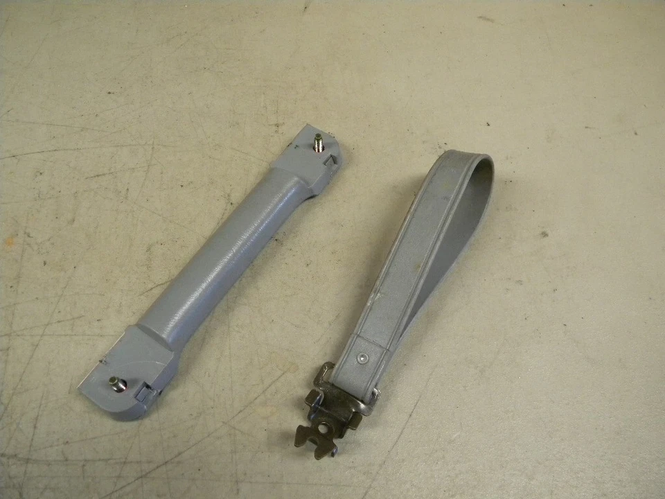 1999 Toyota Sienna Van Factory rear hatch Pull handles grab handle color gray - Image 2 of 2