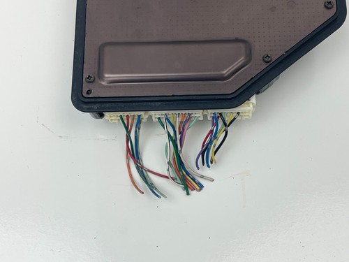 2005 - 2010 Toyota Avalon Junction Block Fuse Box Module OEM 8272007060 - Picture 10 of 16