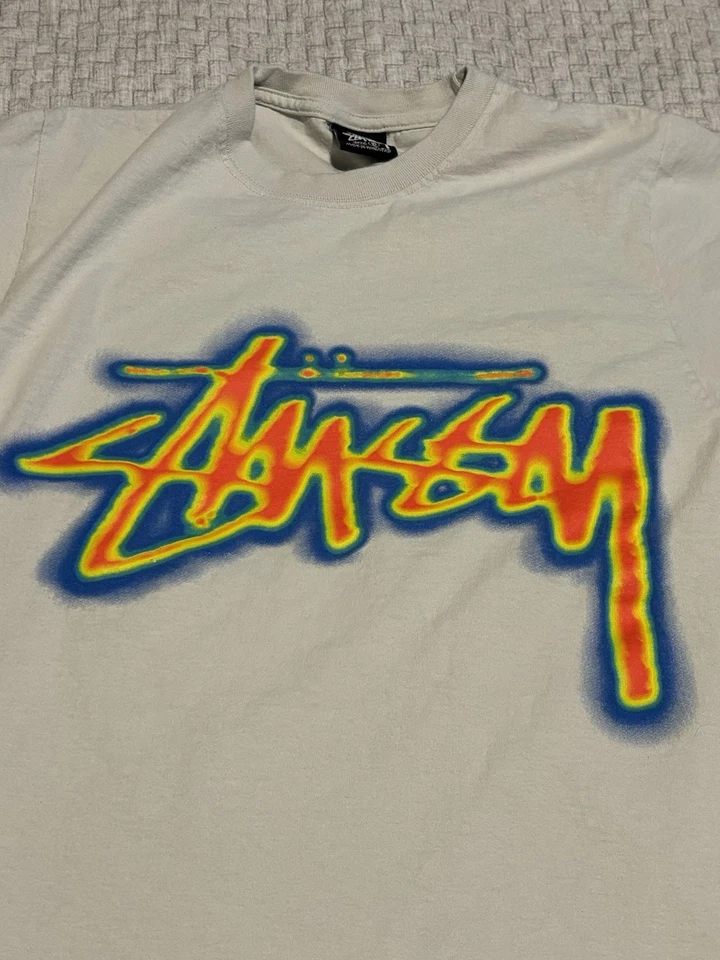Винтажная футболка Stussy двусторонняя с радужным логотипом размер S - Изображение 2 из 4