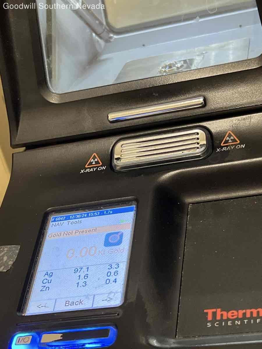 (Missing Stones) 3-Piece Stackable AVON Ring Set - image 9