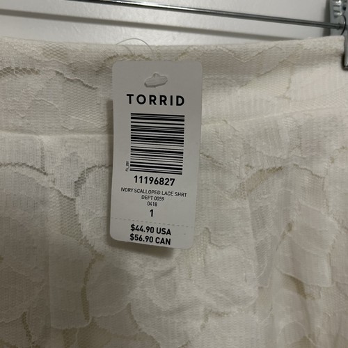 Torrid Ivory Scalloped Lace Shorts Women’s 1X NWT Floral Overlay - Picture 9 of 11