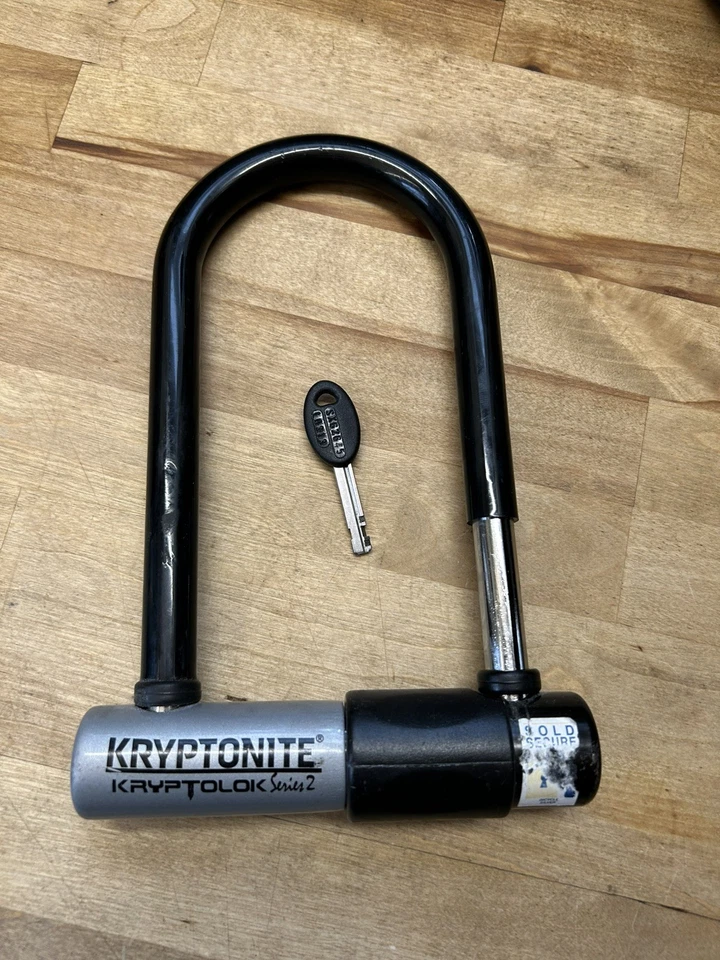 Kryptonite Kryptolok Series 2 U-lock bicycle lock w/ key - Image 3 of 3