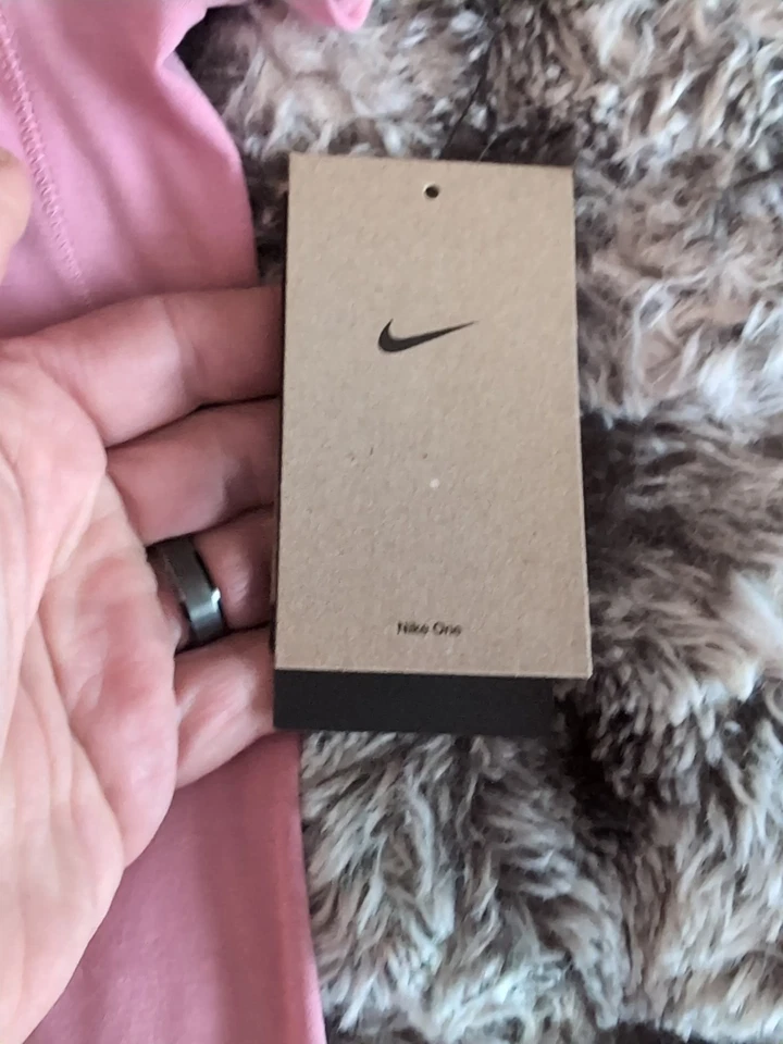 Nike One Relaxed Women's Dri-FIT Short-Sleeve Top Pink (FN2814-699) Size L NEW - Image 3 of 4