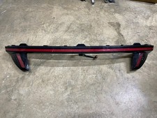 2025 Hyundai Tucson Rear Halogen Center Tail Light Bar Lamp Oem 92403-cw540 2025 Hyundai Tucson Rear Halogen Center Tail Light Bar Lamp Oem 92403-cw540