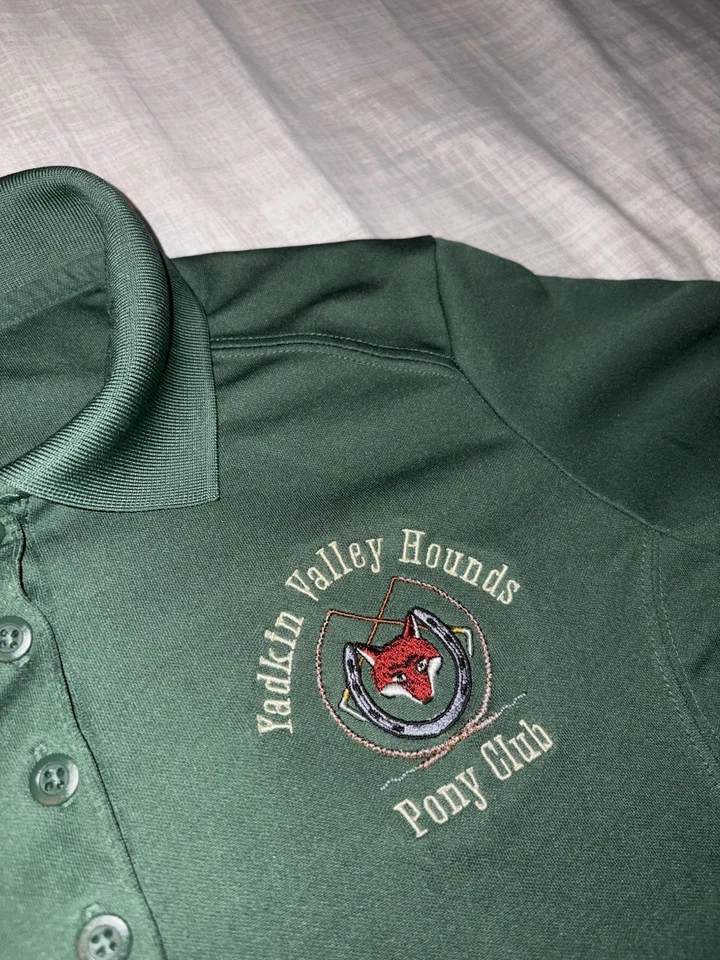 Polo de equitación Pony Club Yadkin Valley Hounds para mujer pequeño verde Y2K ecuestre Foto 4 de 4