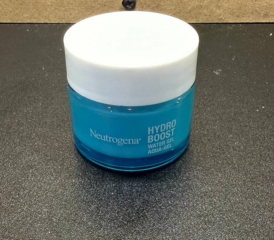 Neutrogena Hydro Boost Water Gel by Neutrogena, 50ml/1.7 oz - Image 4 of 4