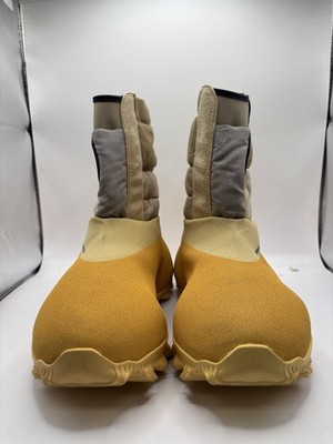 Size 9 - adidas Yeezy Knit RNR Boot Sulfur - GY1824