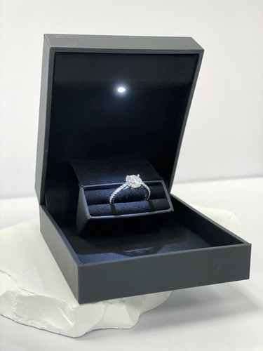Slim Single Ring Proposal Engagement Box Case LED Light - Black - Picture 4 of 9