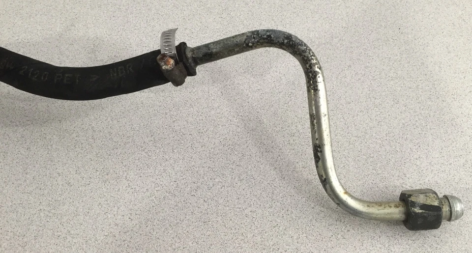 MERCEDES-BENZ 190e W201 1987-1993 ~ tubería de refrigeración de dirección ~ pieza OEM Foto 2 de 4