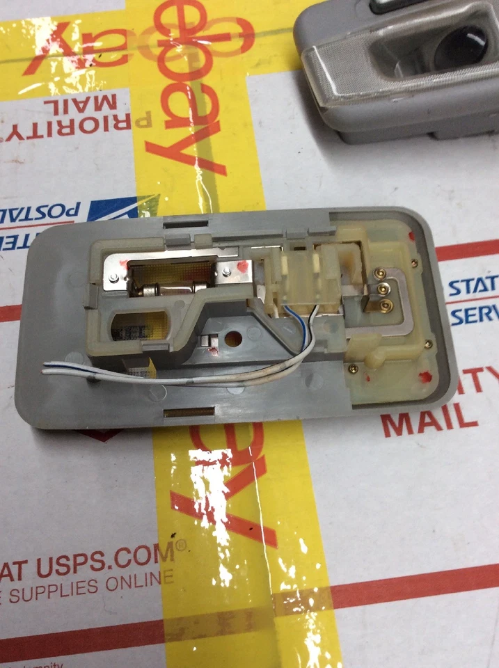 1996-1999 ISUZU OASIS INTERIOR DOME LIGHT set of 4 FITS: 95-98 HONDA ODYSSEY oem - Image 4 of 4