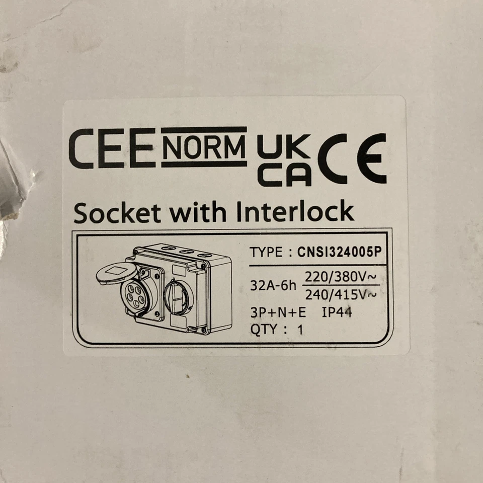 CEE NORM  32A 3P+N+E 3 phase neutral earth wall mount socket with interlock IP44 - Image 2 of 2