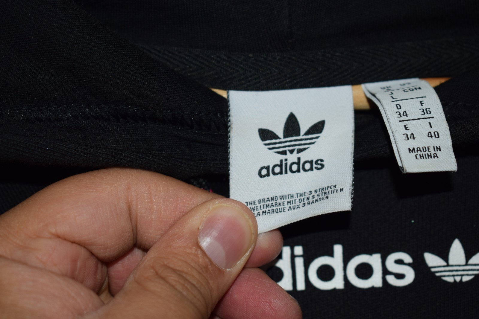 Gemini Said Adidas Originals Women's Retro 90s Style Cropped Hoodie - Black/Pin image 8