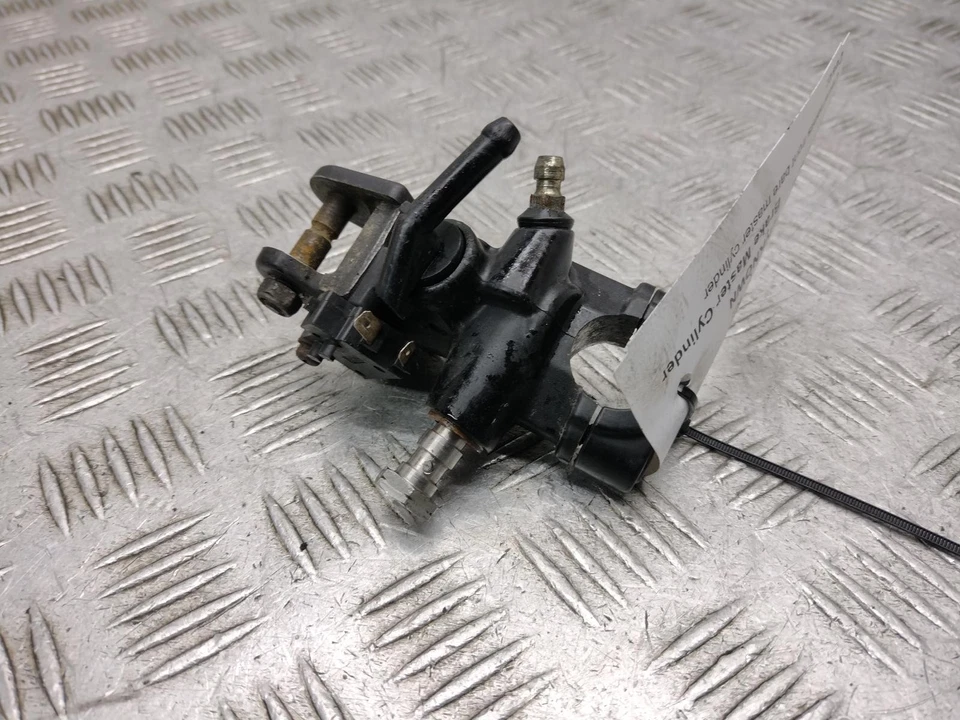 2009 YAMAHA YZF R6 13S FRONT BRAKE MASTER CYLINDER (SEE LISTING) - Image 4 of 4