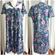 Vintage Vanity Fair Blue Pink Floral Camellia Button-Down Satin Nightgown sz S