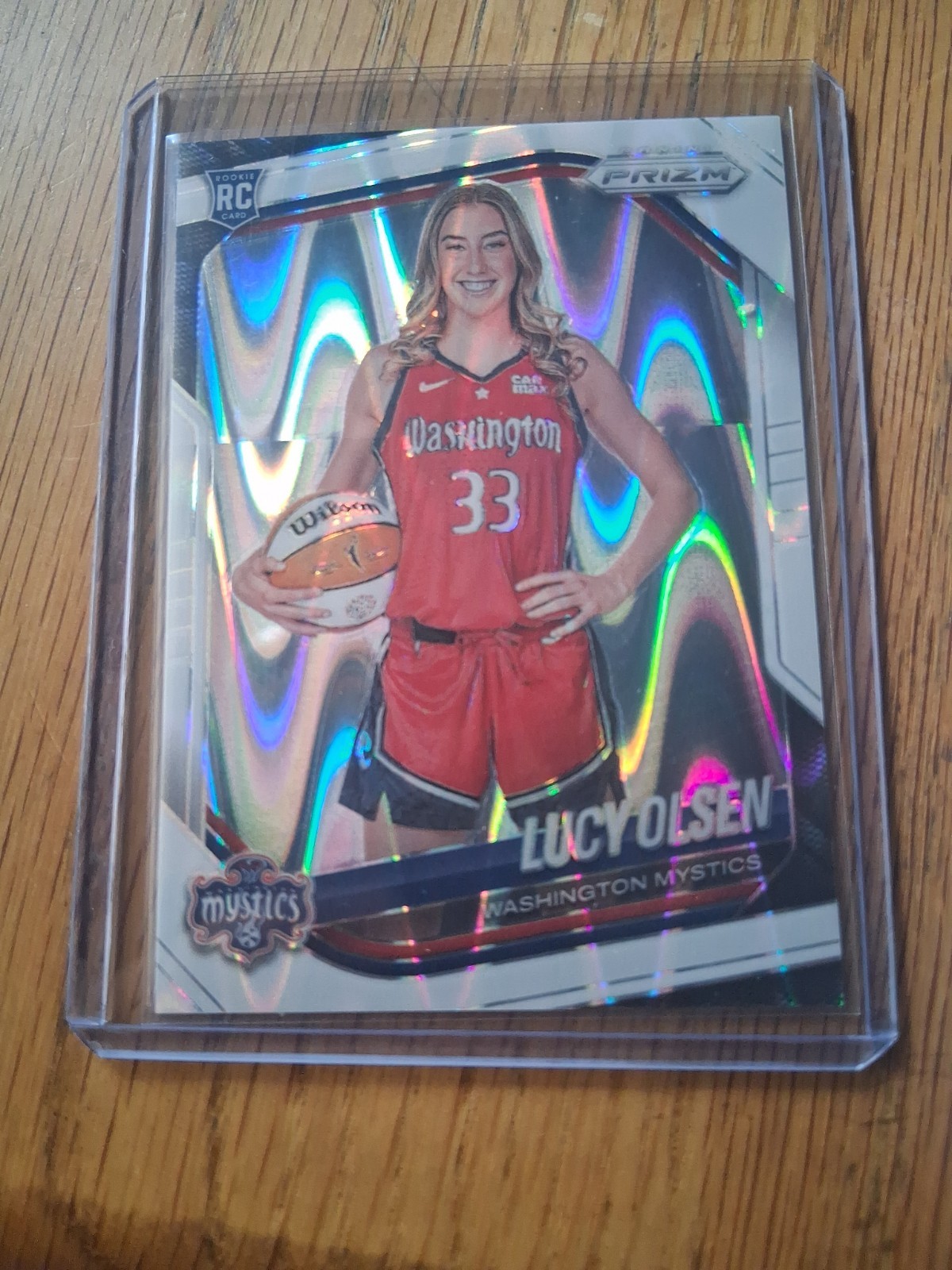 2025 panini prizm wnba basketball white seismic rookie lucy olsen variation 145 view 1