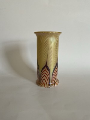 6.5  Steven Lundberg Studio Art Glass Vase Pulled Feather Signed 2000