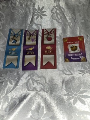 Ever After High First Chapter Booklets Maddie Hatter Apple White Kitty Cerise
