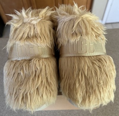 WOMEN'S UGG FLUFF MOMMA SUGAR SLIDE PLATFORM SLIPPER - OAT- SIZE 10 NEW IN BOX