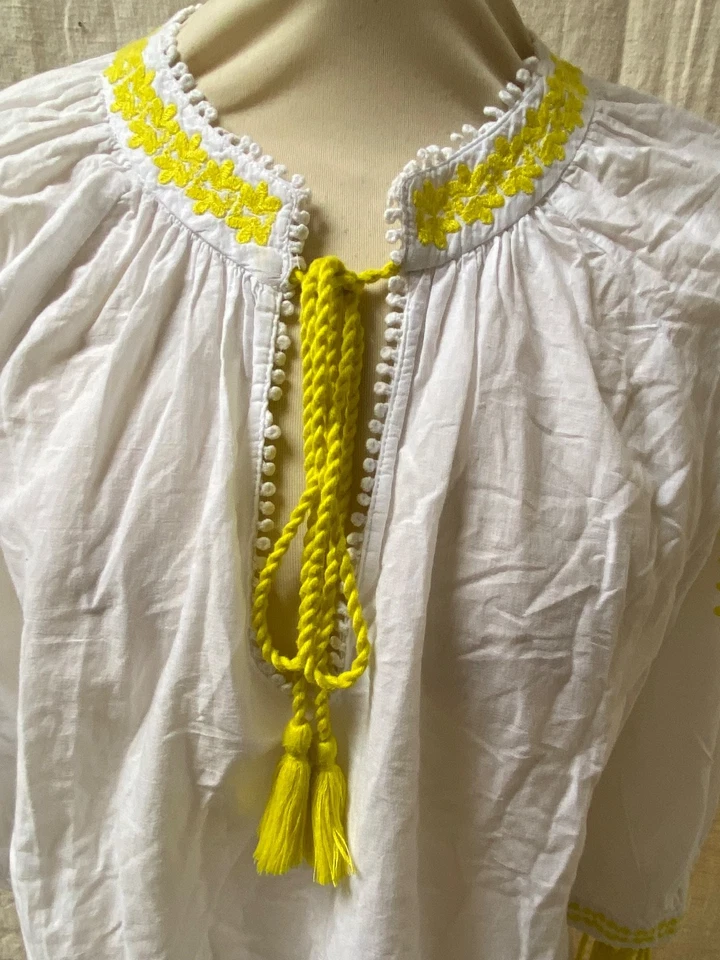 Top chemise slave S/M blouse ZARA coton blanc broderies jaunes - Photo 2/4
