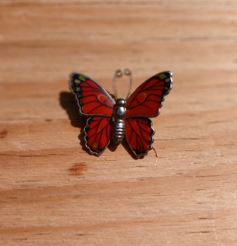 Vintage Butterfly Brooch Pin Monarch lapel - Picture 2 of 5