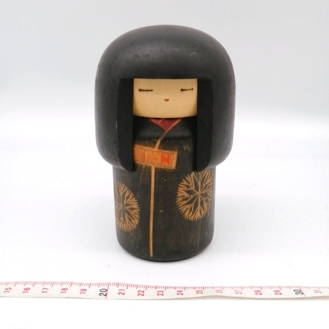 13cm Vintage Japanese Creative KOKESHI Doll – by SEKIGUCHI