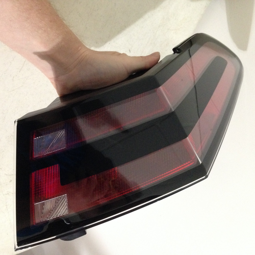 2011-2015 Chevy Volt Right PASSENGER Side Tail Light Lamp 23170356 OEM Perfect - Foto 4 di 14