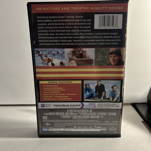 Jaws 1975 Retro VHS Clamshell Box Blu-Ray With Digital Edition - Picture 3 of 5