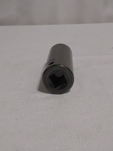 Husky 19mm Black Deep Impact Socket 1/2" Drive 6 PT Point Metric - Picture 3 of 4