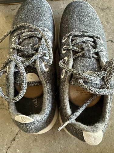 NEW Women's Allbirds Wool Runner Natural Grey Light Grey, Sizes 9 11 READ - Picture 11 of 14