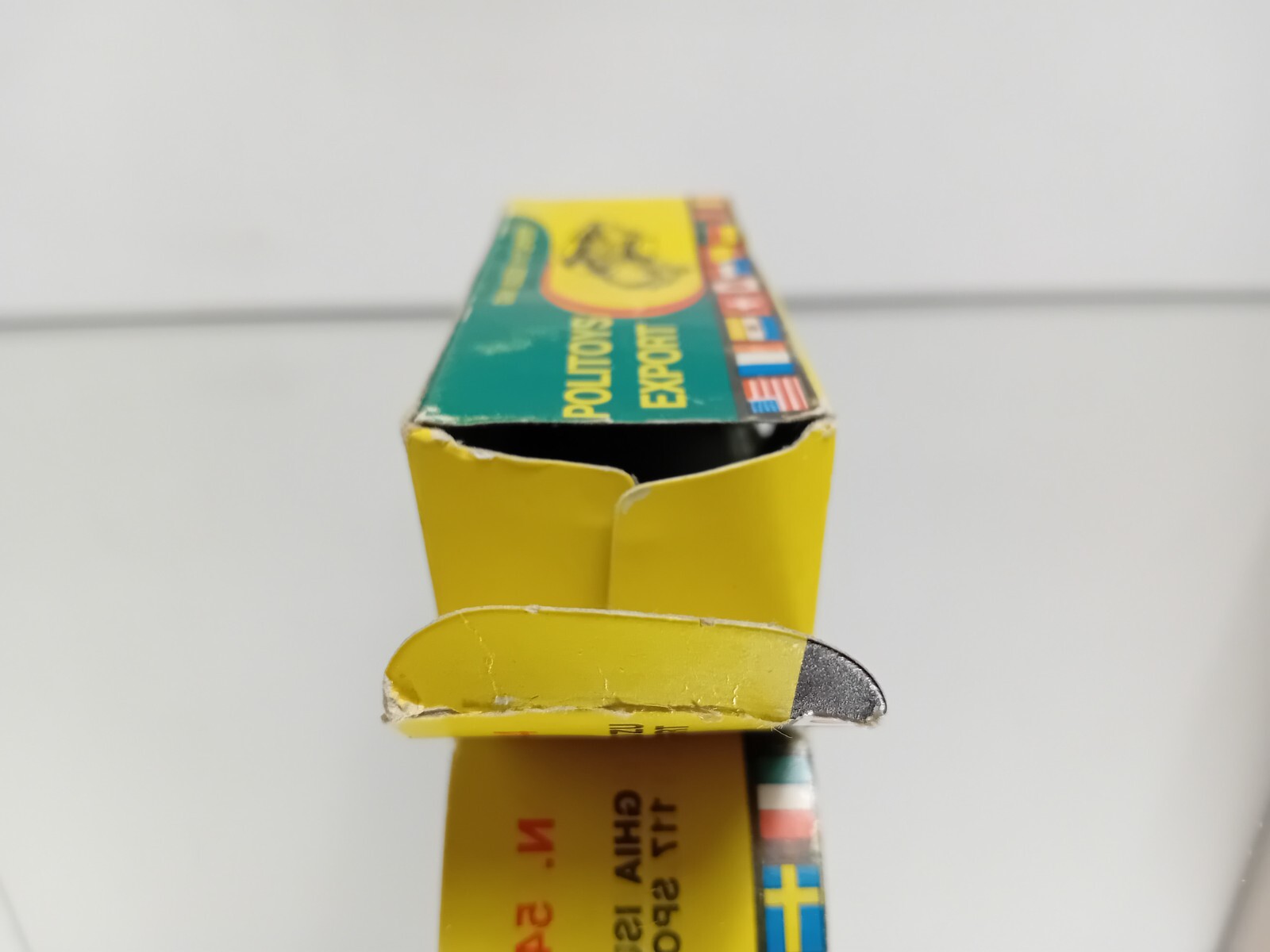 Foto 10 di 14