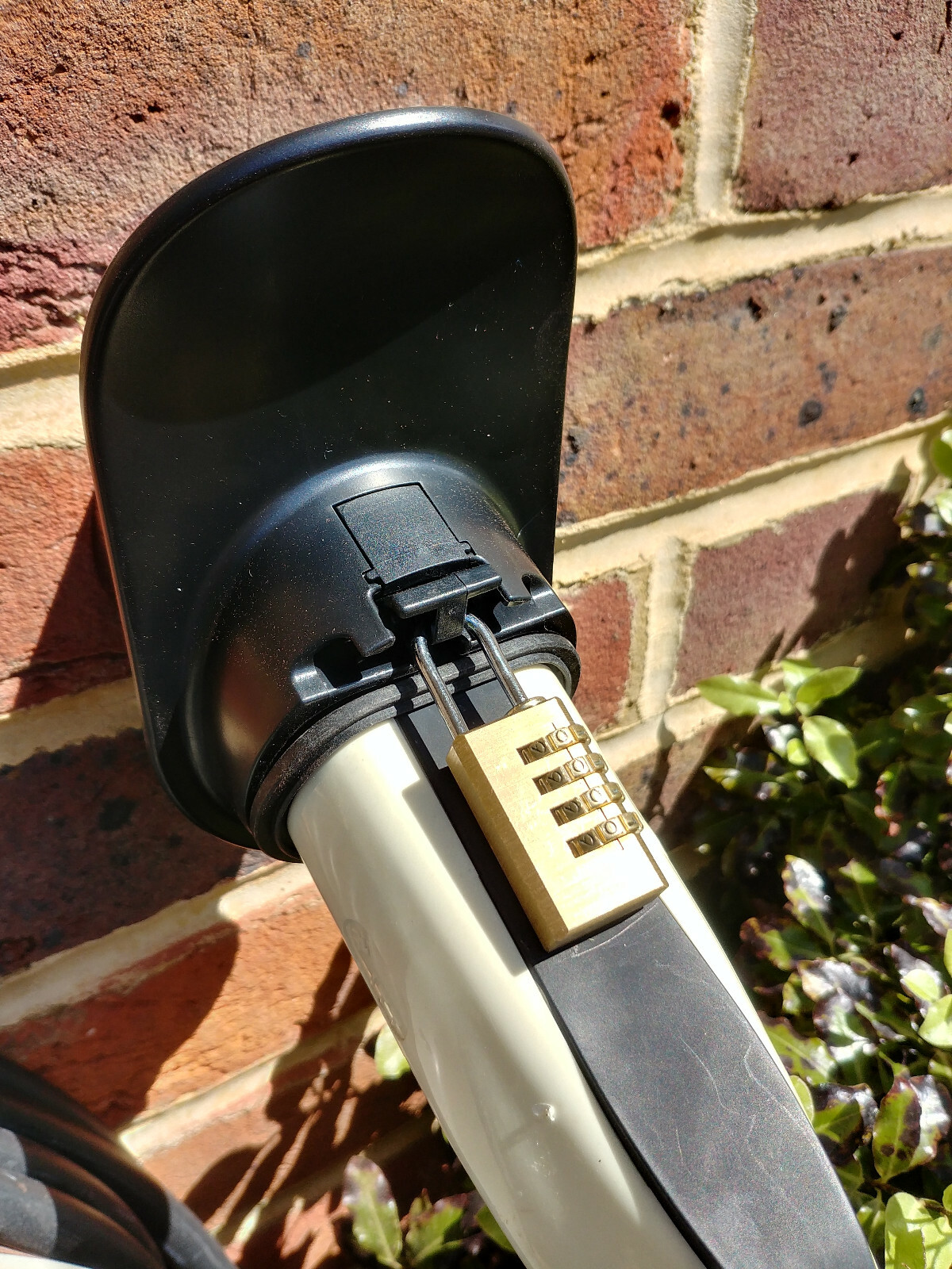 Lockable EV Cable Holder and Organizer for type 2 charging cable. Lock