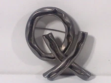 Large Metallic Bronze XO X O Hugs & Kisses Brooch Pin Signed AJC Vintage