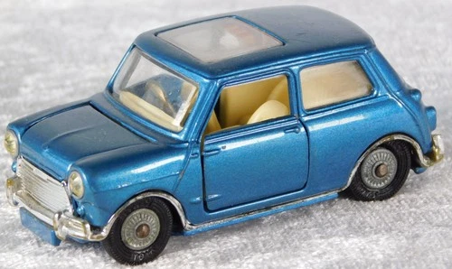 Vintage Corgi 334 BMC Mini Cooper S Magnifique Blue w/ Sunshine Roof
