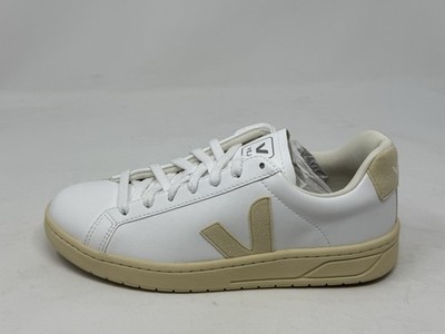 Veja white butter womens sneakers 8.5  URCA