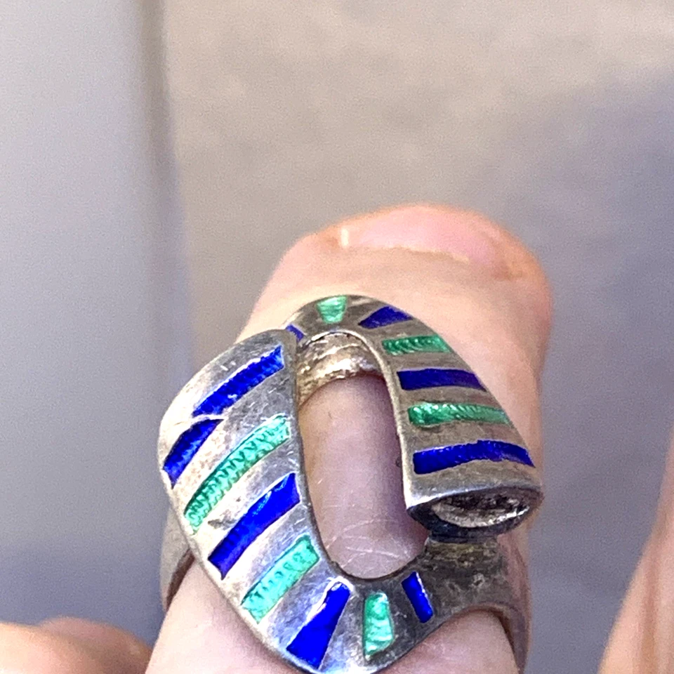 ANELLO IN ARGENTO 925 E SMALTO A FUOCO VERDE/BLU'ANNI 70 CONTRARIE' APERTO - Immagine 3 di 4