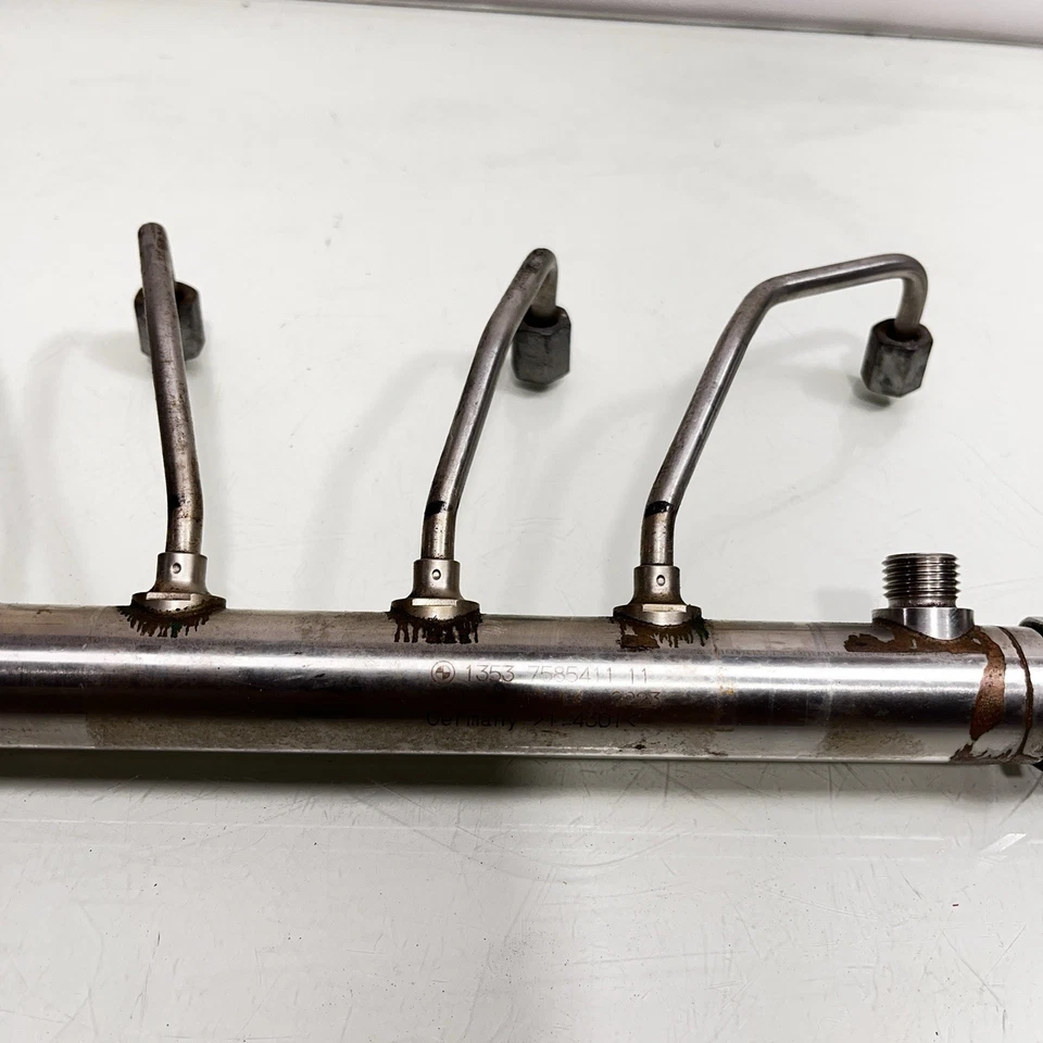 12-18 宝马 228i 320i 328i 428i 528i N20 发动机轿车燃油喷射线轨道原始设备制造商 — 第 3/4 张图片