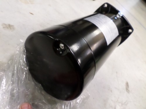 115/230 V Swimming Pool Motor USQ1152 Square Flange 1.5HP Brand New Single Speed - Picture 2 of 9