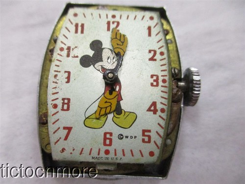ANTIQUE US TIME WDP DISNEY MICKEY MOUSE GLOVES BARREL 9740 CHARACTER WATCH - Picture 7 of 13