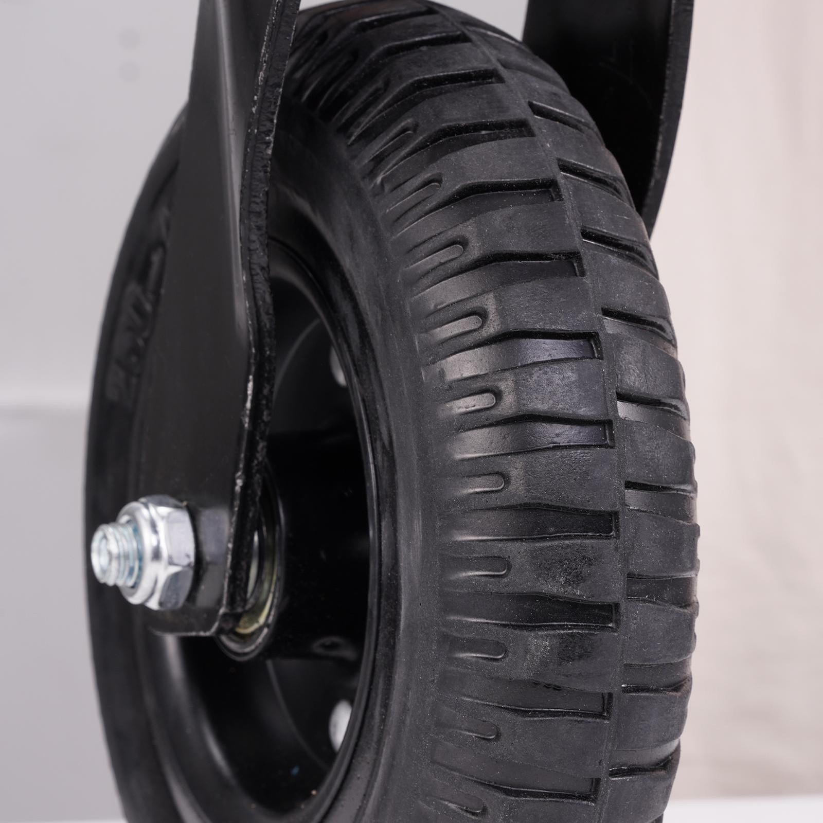 8" Gate Wheels Heavy Duty Spring-Loaded Gate Caster for Metal Tube Gate & Wooden