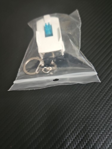 HOTWHEELS WHITE CHILL MILL KEY CHAIN - Picture 4 of 7
