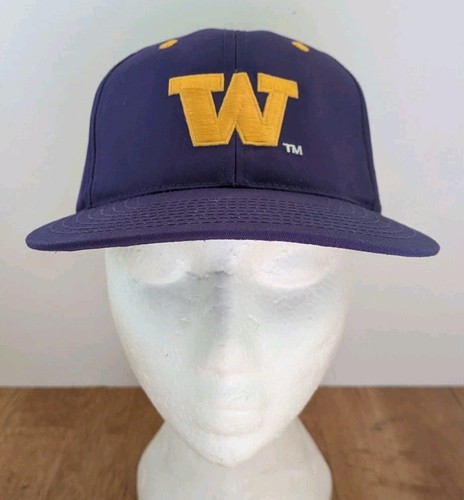 Washington Huskies NCAA Snapback Hat Cap Vintage 90's UW Purple Gold