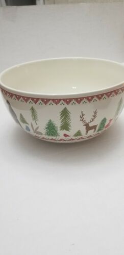 Ceramic bowl, Deer, bear,squirrel, trees red green -cereal, popcorn, cute - Picture 2 of 7