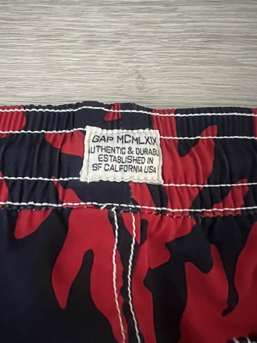 Gap Medium Size 8 Boys Swim Trunks Red Navy EUC - Picture 4 of 5
