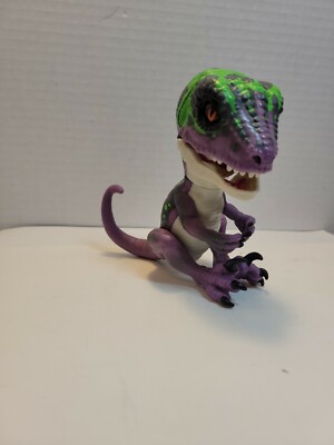 Fingerlings Untamed Razor Raptor Purple Dinosaur Interactive WowWee Tested BB61