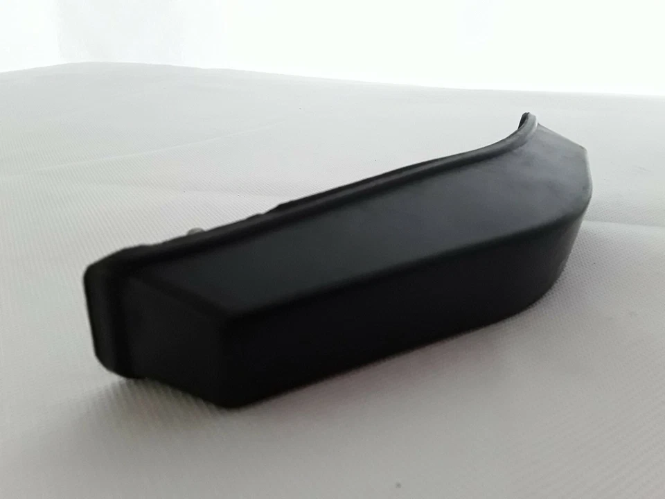 Amortiguador de goma BMW NK para bocina de parachoques delantero / trasero 1500 1600 1800 2000 Ti Tii Foto 2 de 4