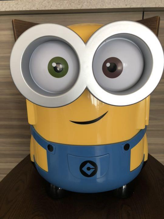 ミニオンズミニ冷蔵庫(非売品) Minions Mini Fridge Portable Cooler Warmer Not For Sale Limited