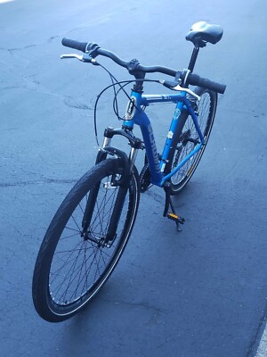 Schwinn Men's GTX 3 Hybrid Bike Large Frame Tourney Microshift 3x7